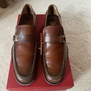 Ferragamo Pregiato Hickory Calf size 9 D
